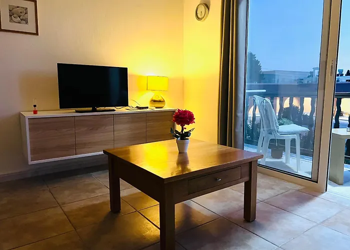Cosy Sunny One Bedroom Διαμέρισμα