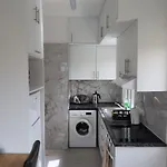Cosy Sunny One Bedroom